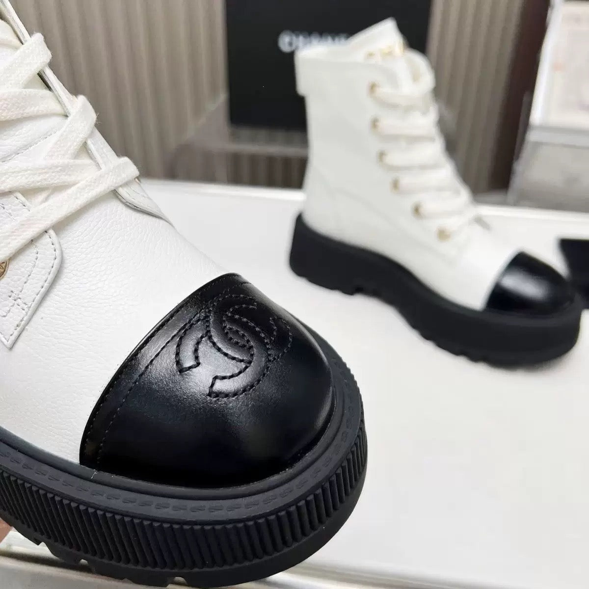 ‘‘CC“ Ankle Boots