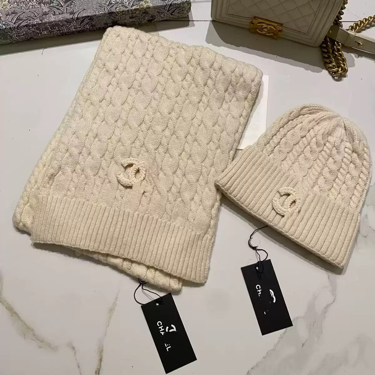 ‘‘CC“ Mütze-Schal Set