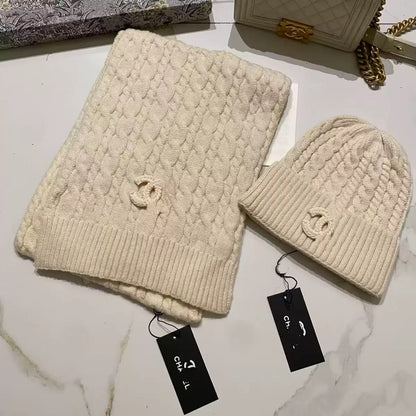 ‘‘CC“ Mütze-Schal Set