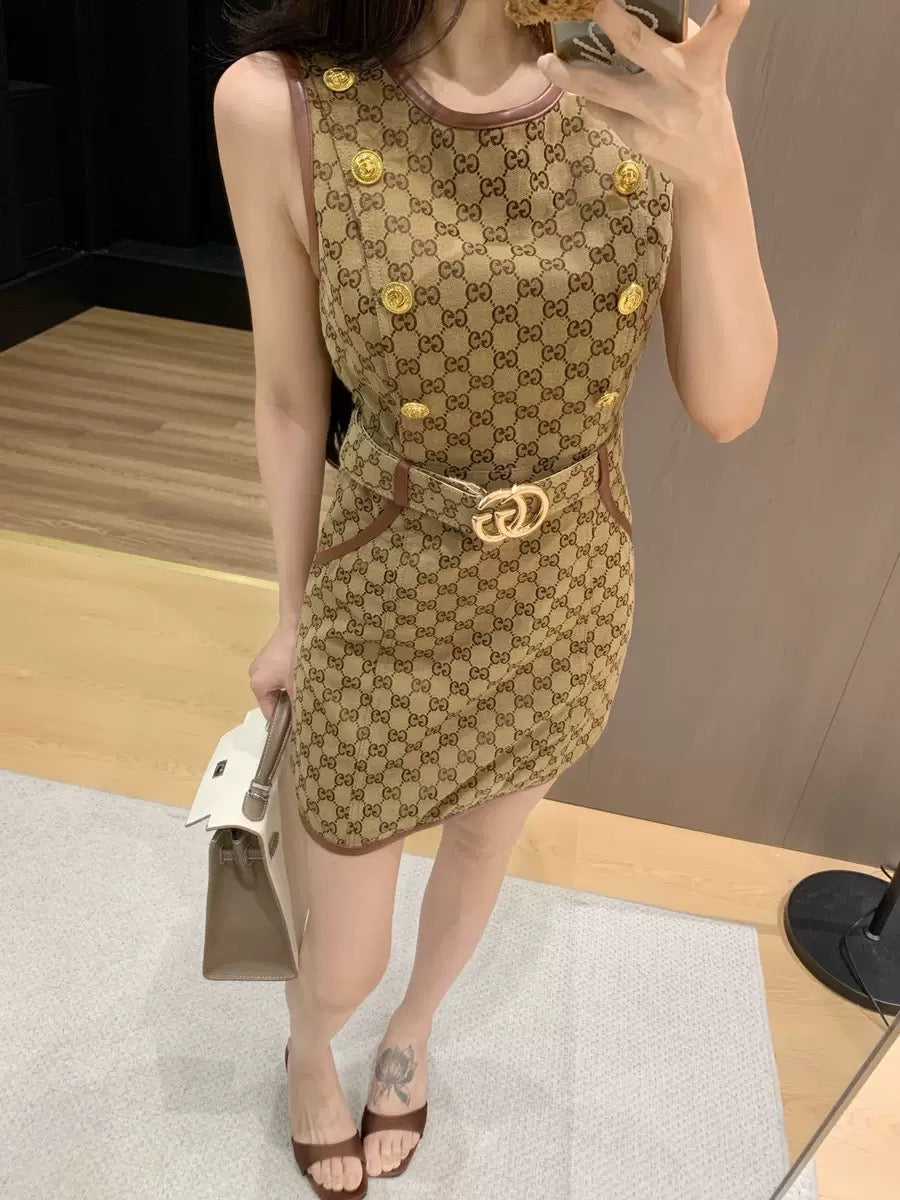 ‘‘GG“ Kleid mit Gürtel